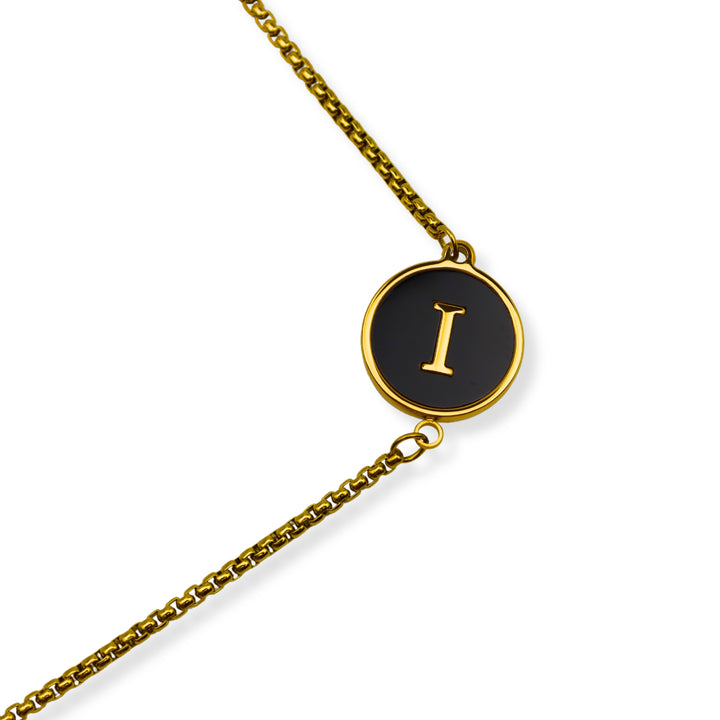 Pulsera con inicial - oro y negro - letras A a Z - ajustable