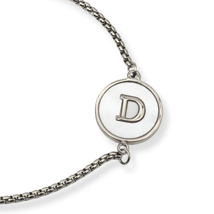 Pulsera con inicial - PLATA y blanco - letras A a Z - ajustable