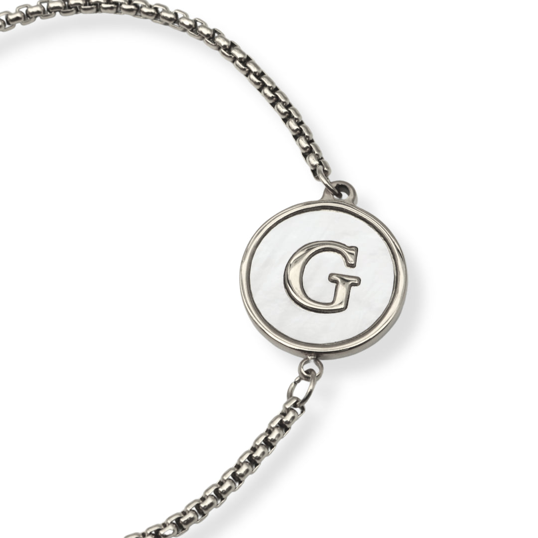 Pulsera con inicial - PLATA y blanco - letras A a Z - ajustable