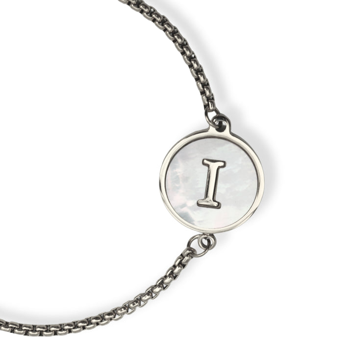 Pulsera con inicial - PLATA y blanco - letras A a Z - ajustable