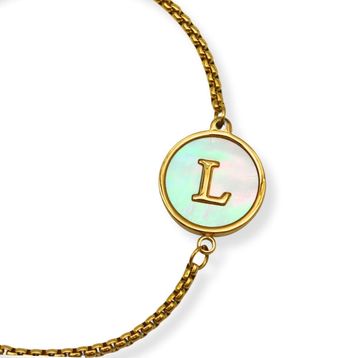 Pulsera con inicial - oro y blanco - letras A a Z - ajustable