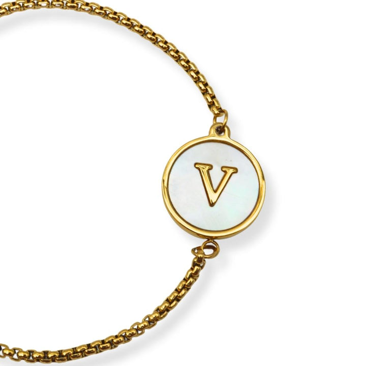 Pulsera con inicial - oro y blanco - letras A a Z - ajustable