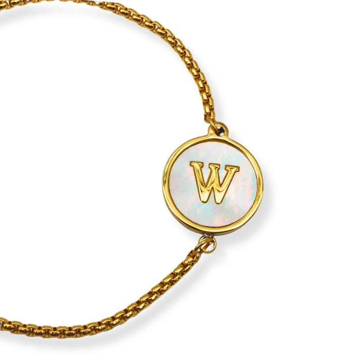 Pulsera con inicial - oro y blanco - letras A a Z - ajustable