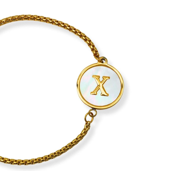 Pulsera con inicial - oro y blanco - letras A a Z - ajustable